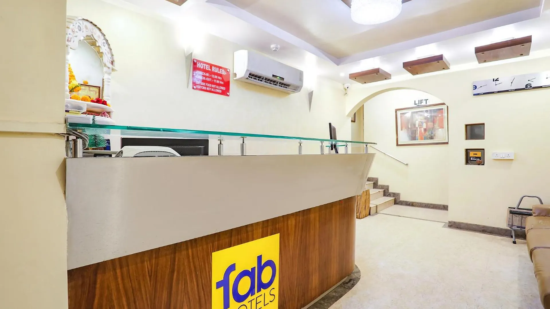 Fabhotel Shubhangan - Nr Bandra Gurgaon 3*,