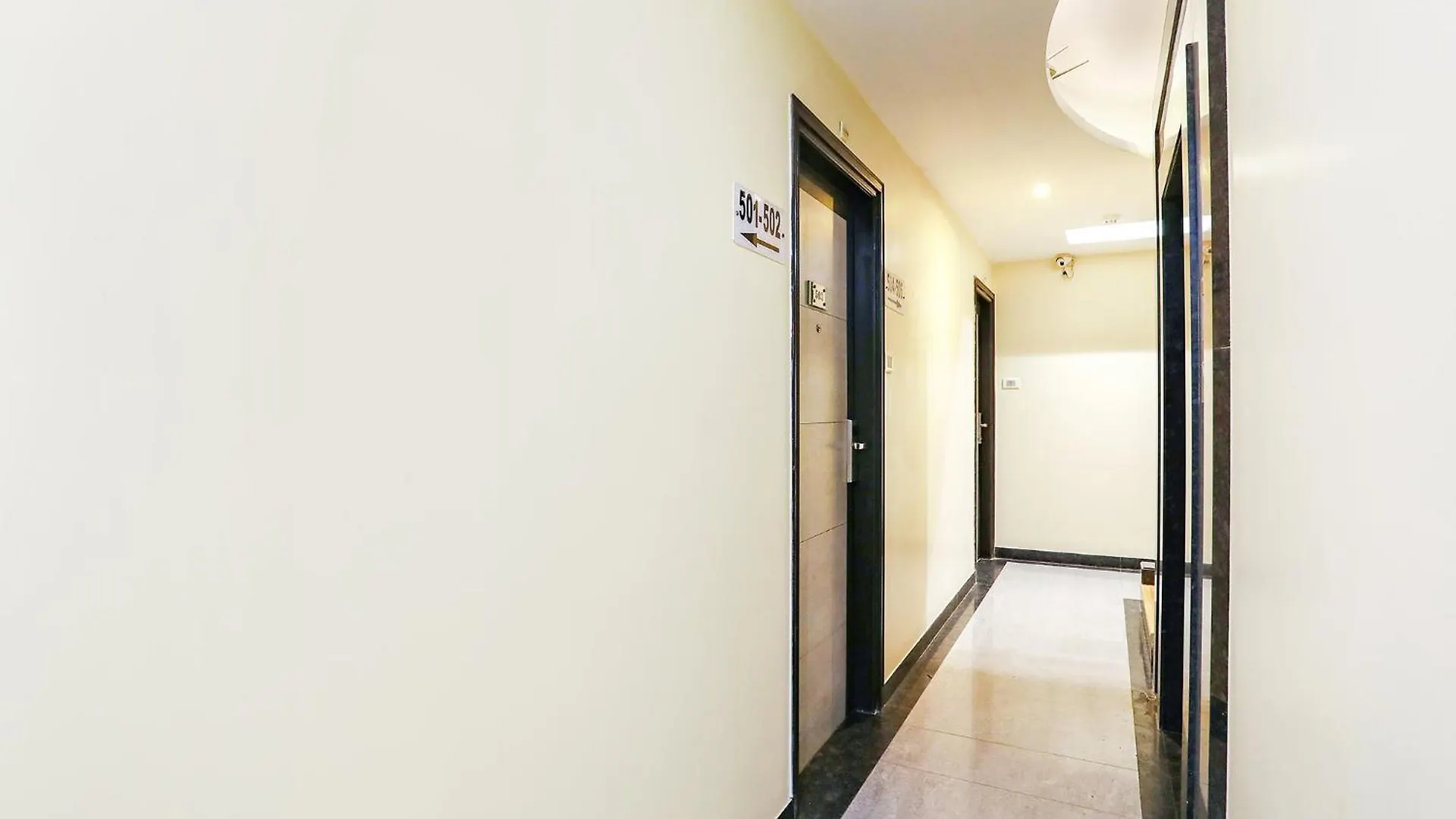 Ξενοδοχείο Fabhotel Shubhangan - Nr Bandra Βομβάη
