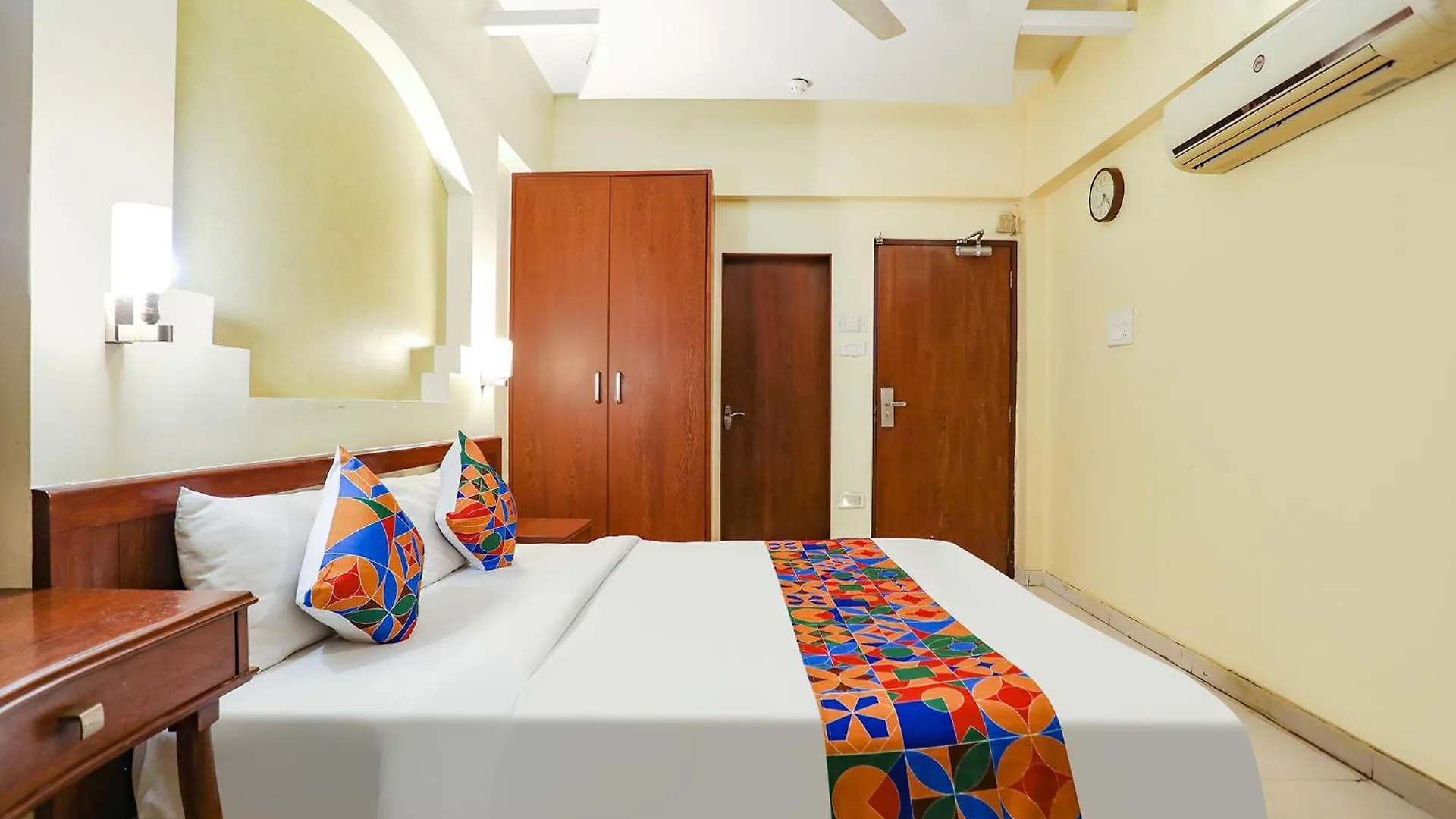 Hotel Fabhotel Shubhangan - Nr Bandra Gurgaon